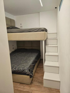 Dan’s Luxury Apartment